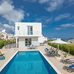 Tatil Evi Schoene- Topmoderne Ferienvilla Auf Zypern By Interhome *