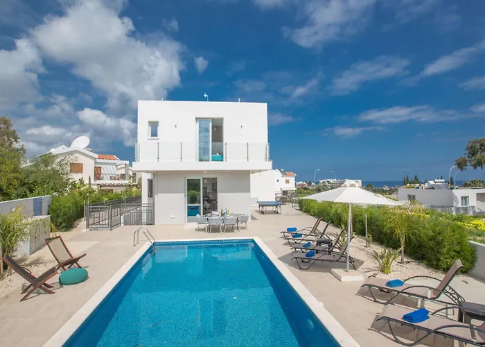 Casa de Férias Schoene- Topmoderne Ferienvilla Auf Zypern By Interhome *