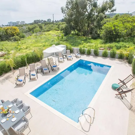 בית נופש Schoene- Topmoderne Ferienvilla Auf Zypern By Interhome