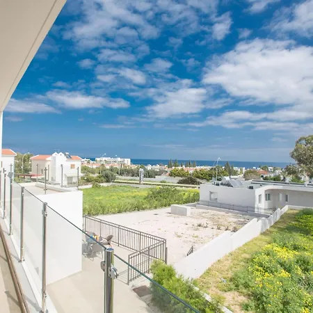 Schoene- Topmoderne Ferienvilla Auf Zypern By Interhome Protaras