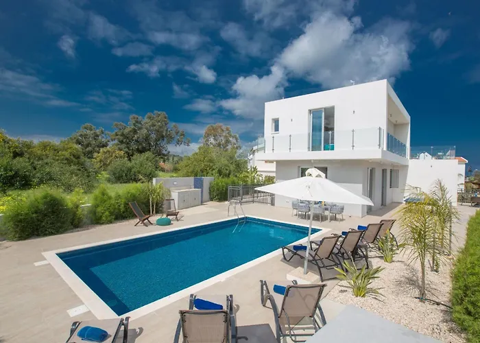 Schoene- Topmoderne Ferienvilla Auf Zypern By Interhome Holiday home