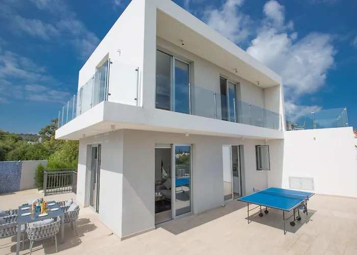 Holiday home Schoene- Topmoderne Ferienvilla Auf Zypern By Interhome Protaras