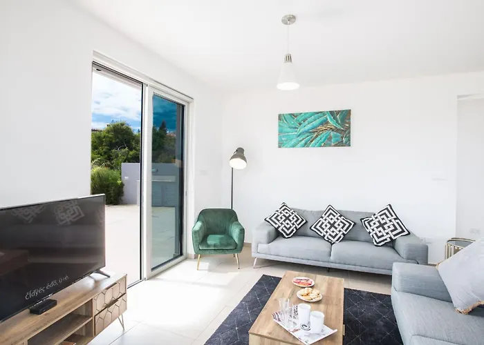 Holiday home Schoene- Topmoderne Ferienvilla Auf Zypern By Interhome Protaras