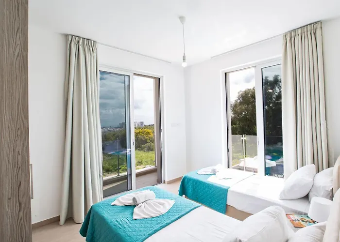 Schoene- Topmoderne Ferienvilla Auf Zypern By Interhome Protaras